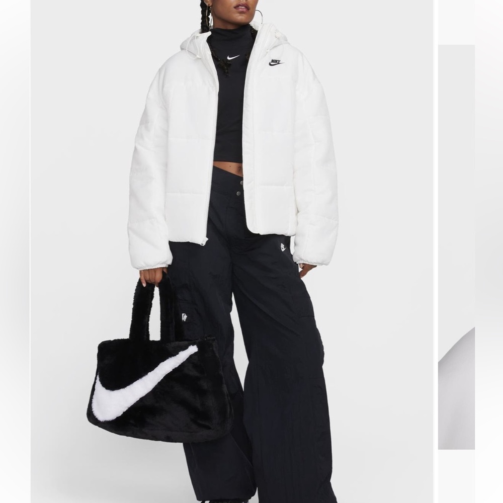 Nike NEW Spirtwesr classic therma fit hooded water repellant Puffer jacket - Picture 6 of 12